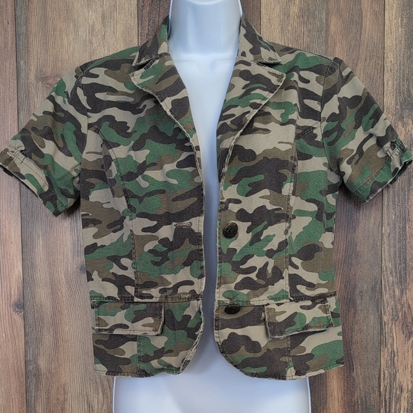 Jackets & Blazers - Camouflage BB Dakota Denim Style Short Sleeve Jean Jacket M            F157